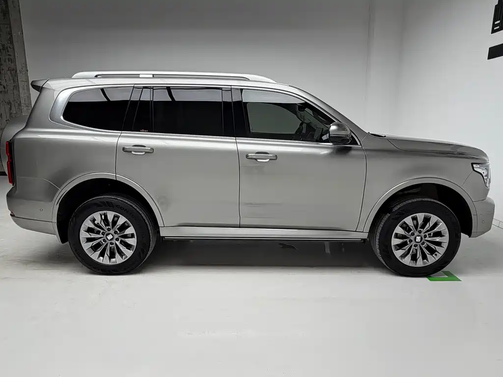 Tank 500 3.0 T Sport Realm 5-seat