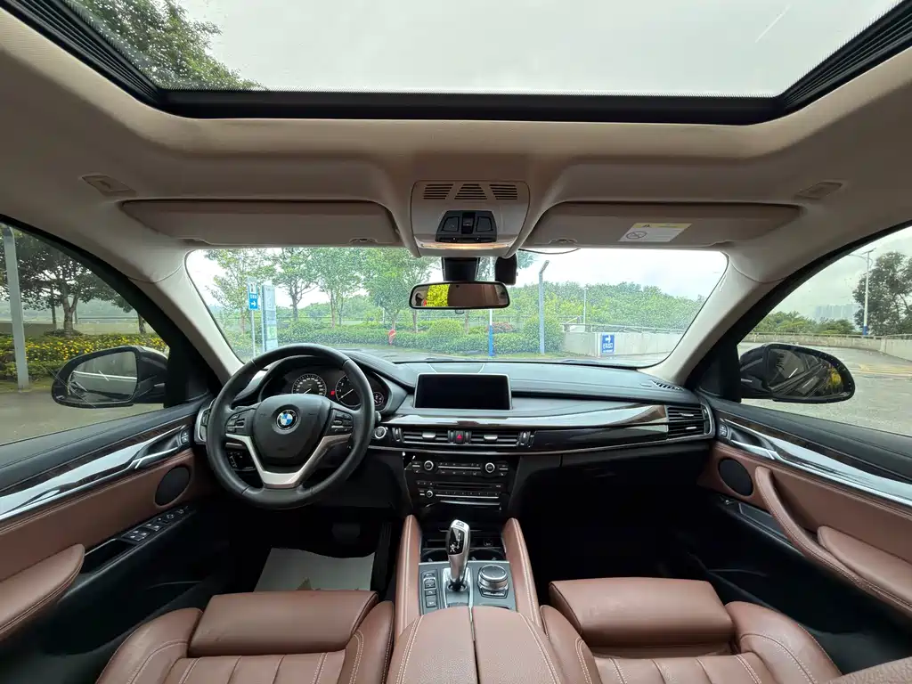 BMW X6 xDrive28 i