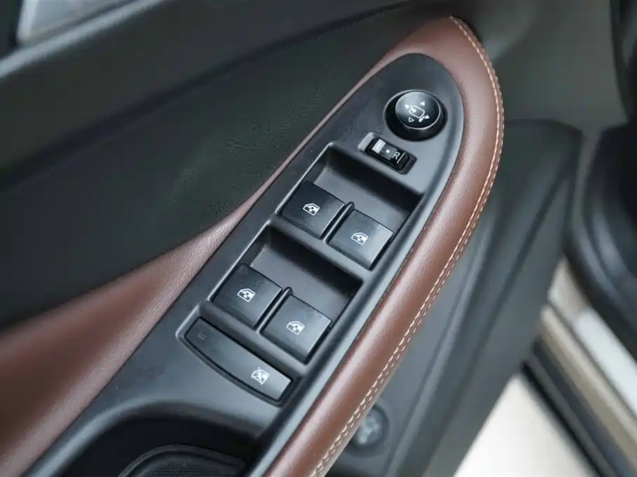 Envision Plus 28 T 4 WD Luxury