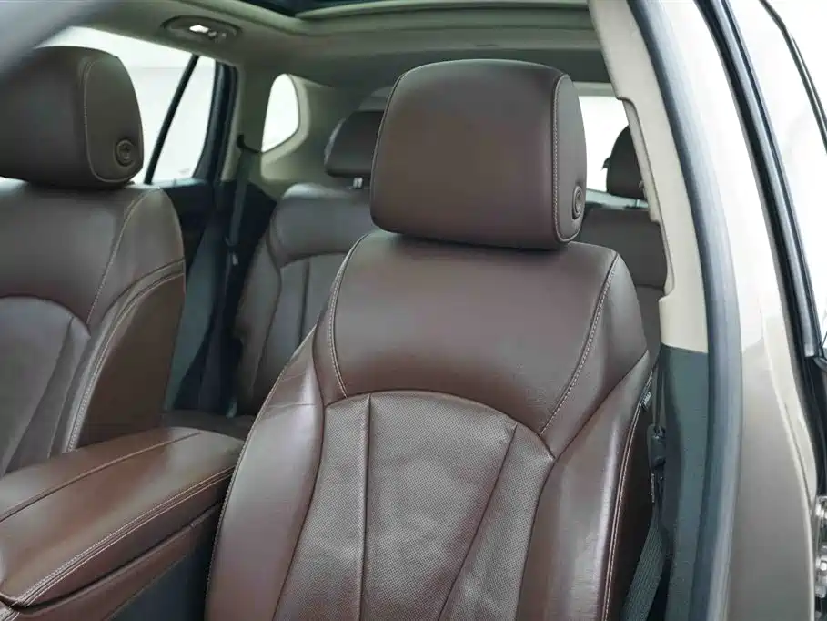 Envision Plus 28 T 4 WD Luxury
