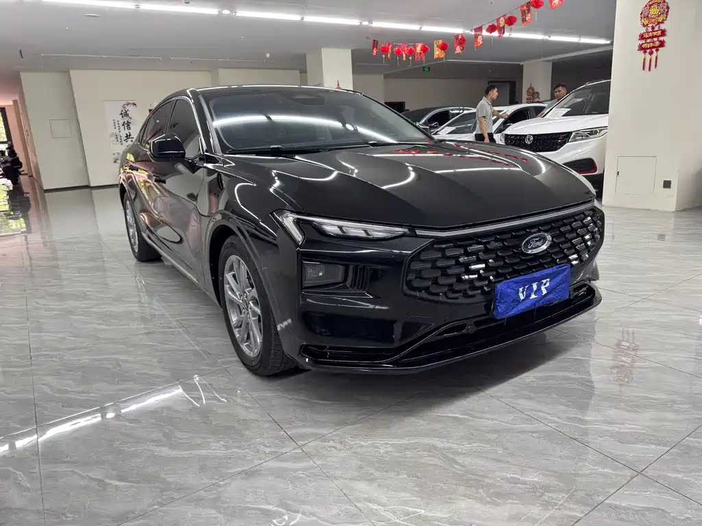 Mondeo 蒙迪欧 2023款 1.5 T E-混动 豪华型