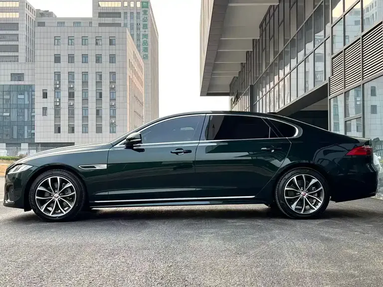 Jaguar XFL XFL 2.0 T P250 2 WD Elite Sport