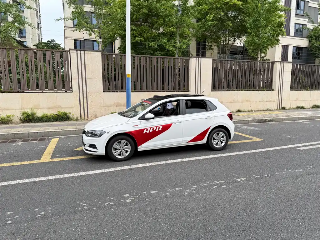 Polo Plus 1.5 L Auto Panoramic Pleasure