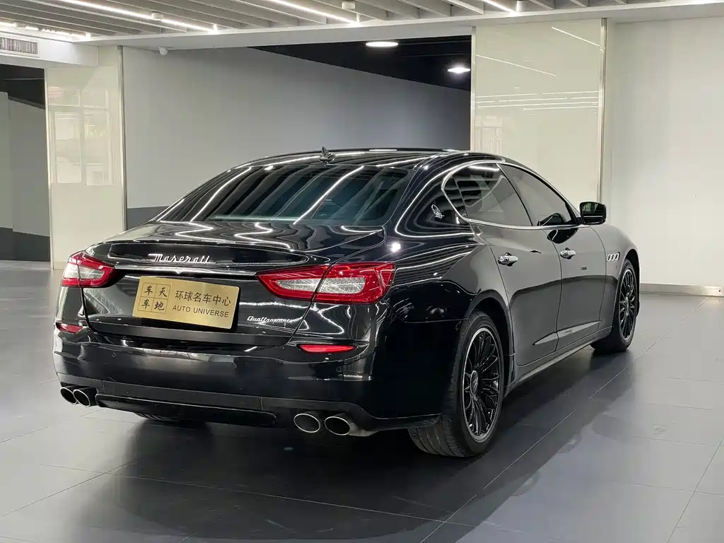 Quattroporte 3.0 T Standard