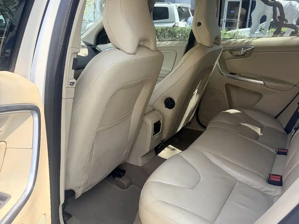 Volvo XC60 (Import) 沃尔沃XC60进口 2012款 T5 智尊版
