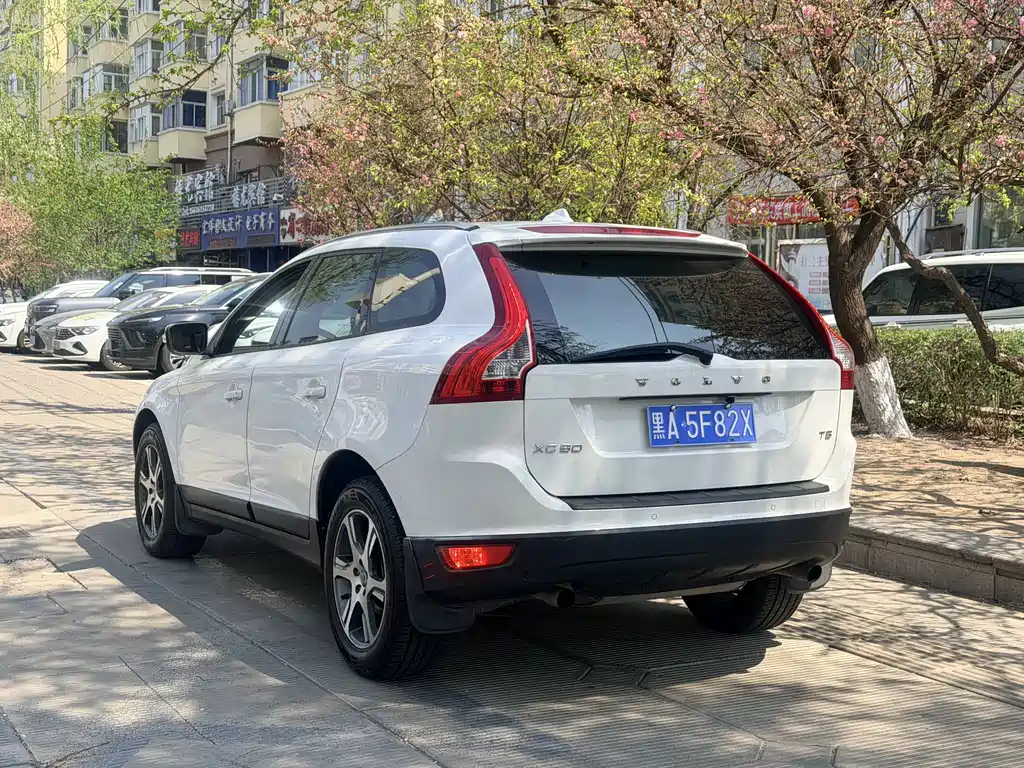 Volvo XC60 (Import) 沃尔沃XC60进口 2012款 T5 智尊版