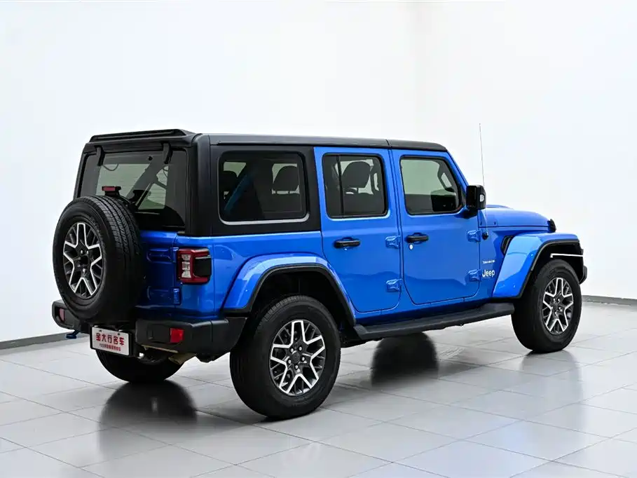 Wrangler NEV 4-door 2.0 T 4 xe Sahara