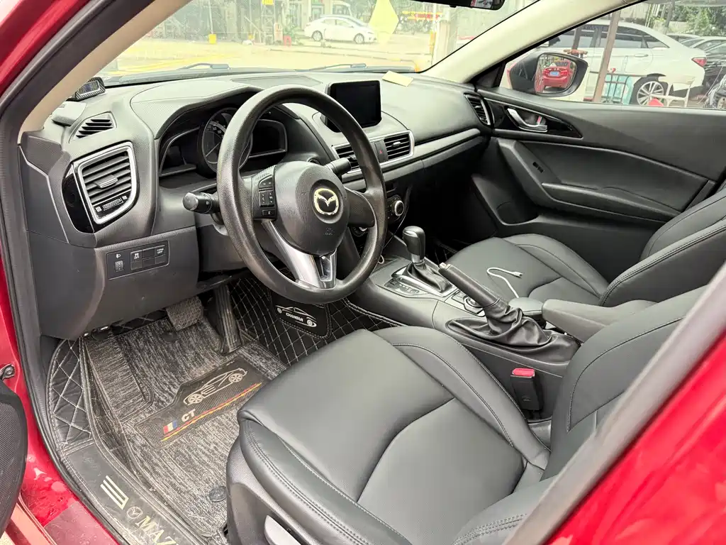 Mazda 3 Axela Sedan 1.5 L Auto Comfort