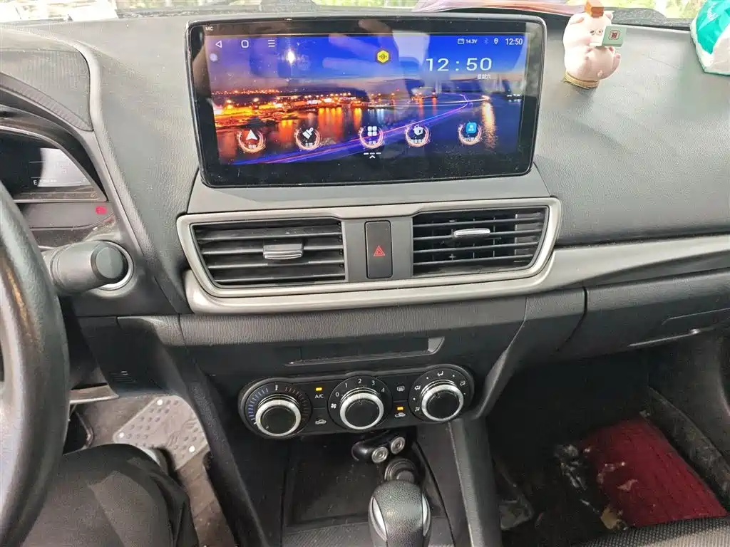 Mazda 3 Axela Sedan 1.5 L Auto Comfort CN-V