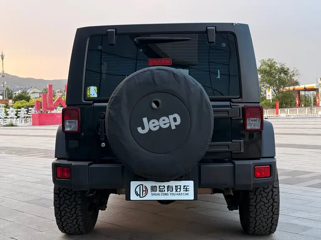 Wrangler 牧马人 2012款 3.6 L Rubicon 四门版