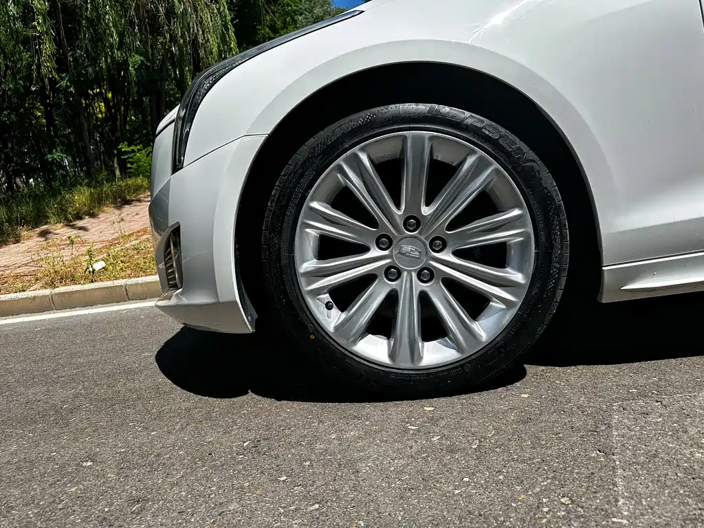 Cadillac ATS-L 28 T Fashion