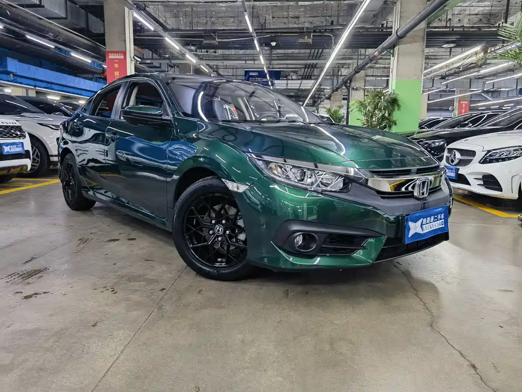 Civic 180 TURBO CVT Comfort