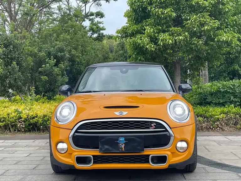 MINI 2.0 T COOPER S Excitement