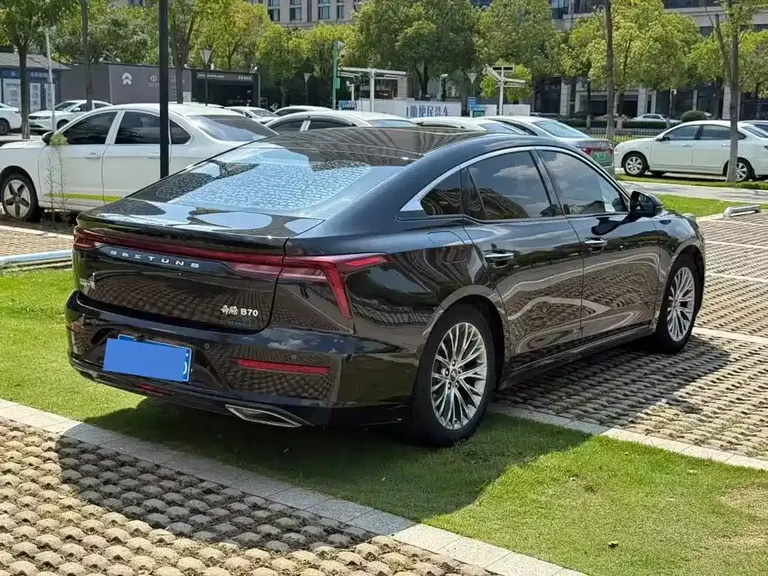 Besturn B70 1.5 T Auto Pleasure