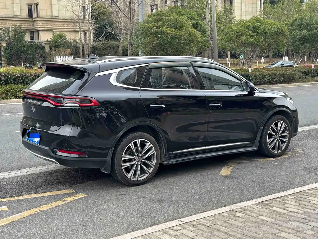 Tang 唐 2018款 2.0 T 自动智联尊荣型 5座 国V