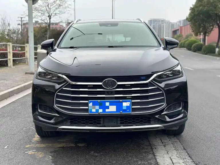 BYD Tang 唐 2018款 2.0 T 自动智联尊荣型 5座 国V