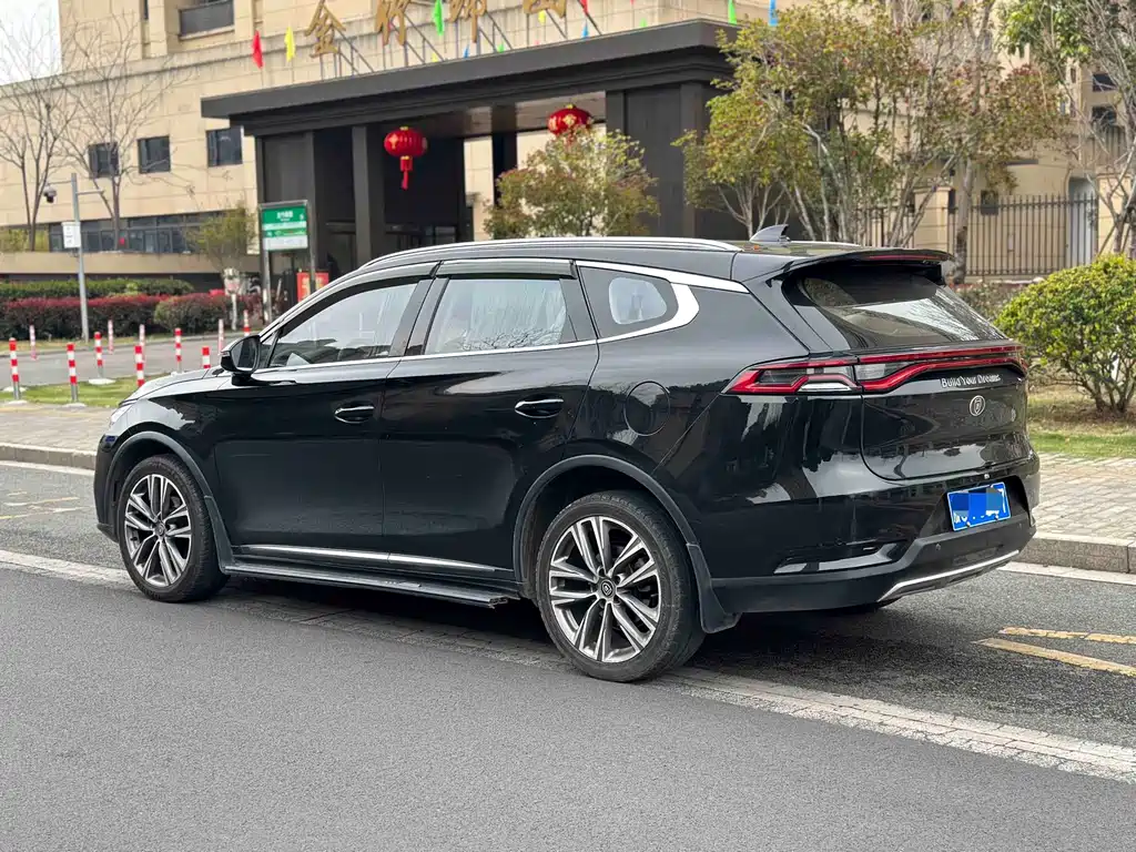 Tang 唐 2018款 2.0 T 自动智联尊荣型 5座 国V