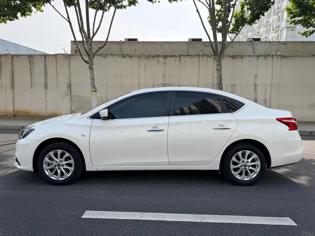 Sylphy Classic 1.6 XL CVT Luxury