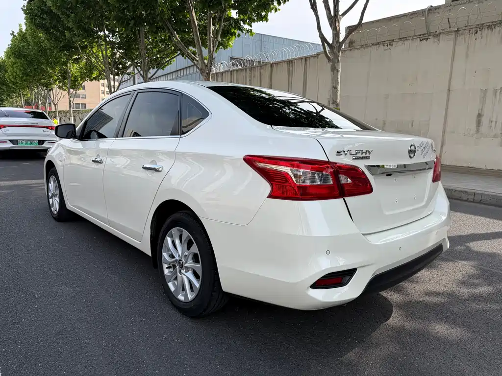 Sylphy Classic 1.6 XL CVT Luxury