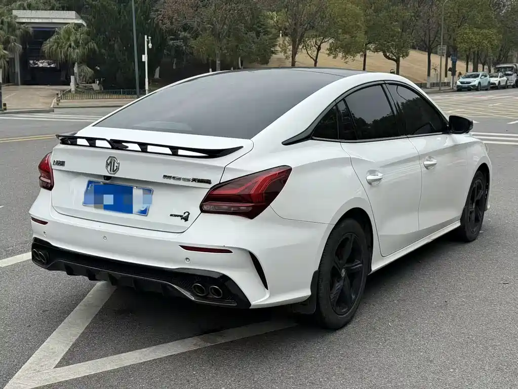 MG5 Scorpio 1.5 T Luxury