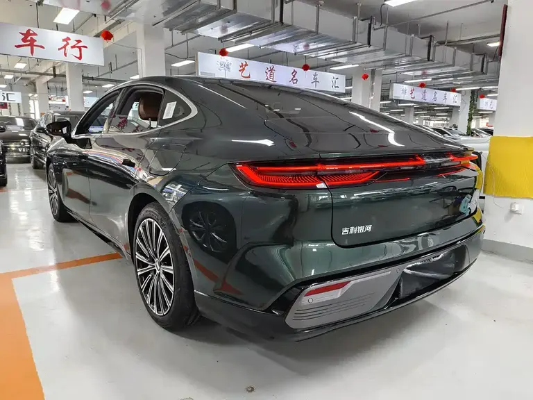 Geely Galaxy Xingyao 8 130 km EM-P Starship