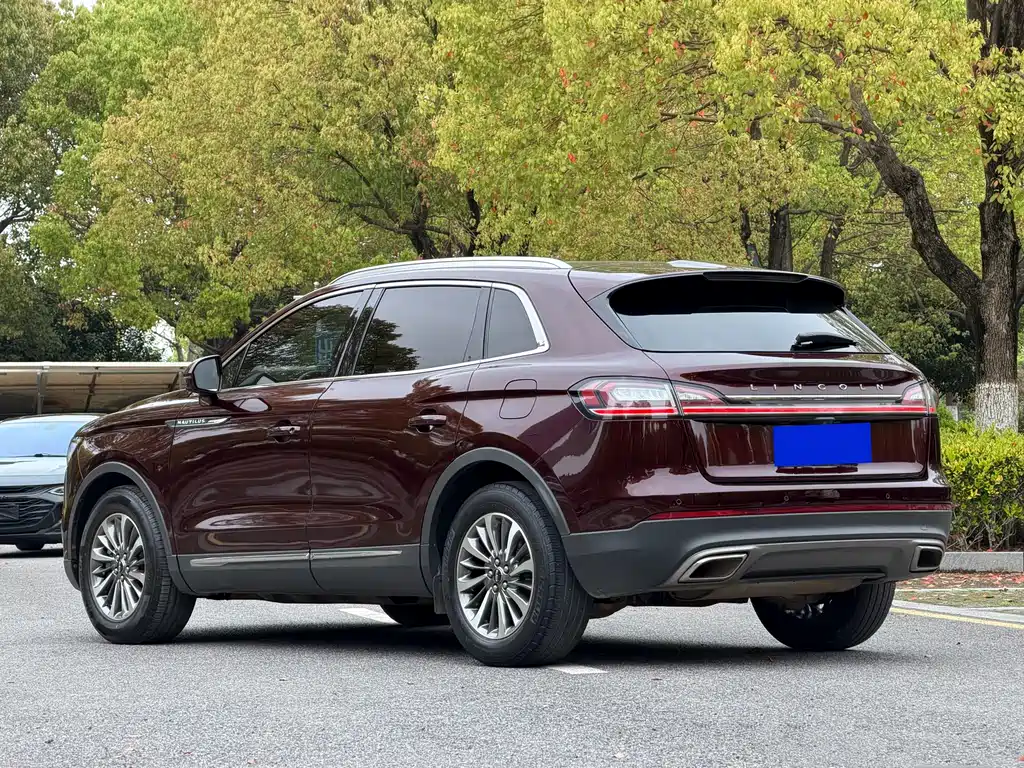 Nautilus (Import) 2.0 T 2 WD Premium CN-V