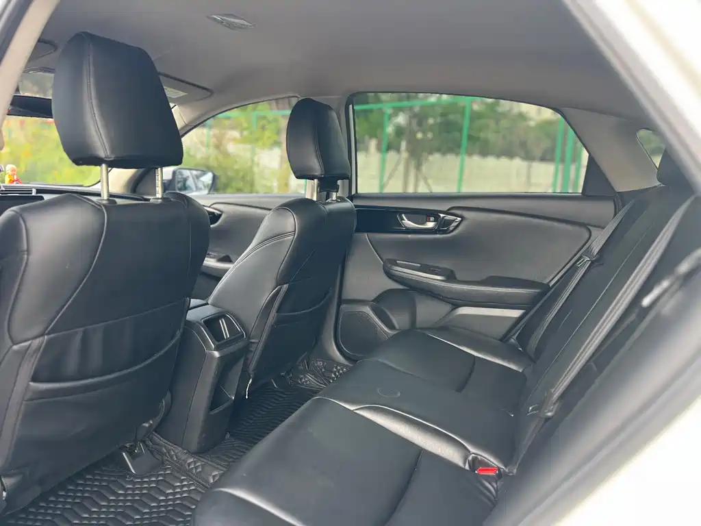 Crider 180 Turbo CVT Comfort CN-VI
