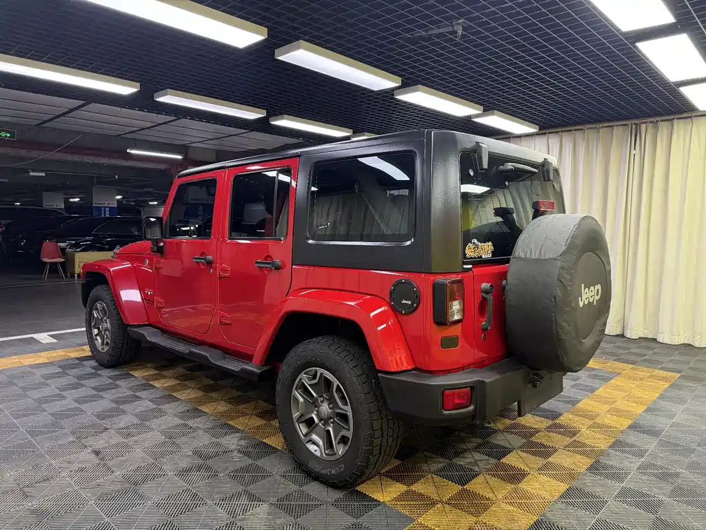 Wrangler 3.0 L Sahara 75 Anniversary Tribute