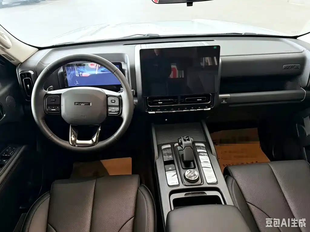 Haval H9 哈弗H9 2024款 2.0 T 汽油四驱探境版