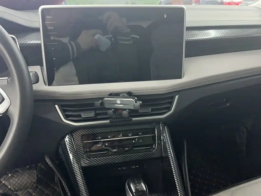 Tayron 330 TSI 2 WD Luxury Plus Advanced