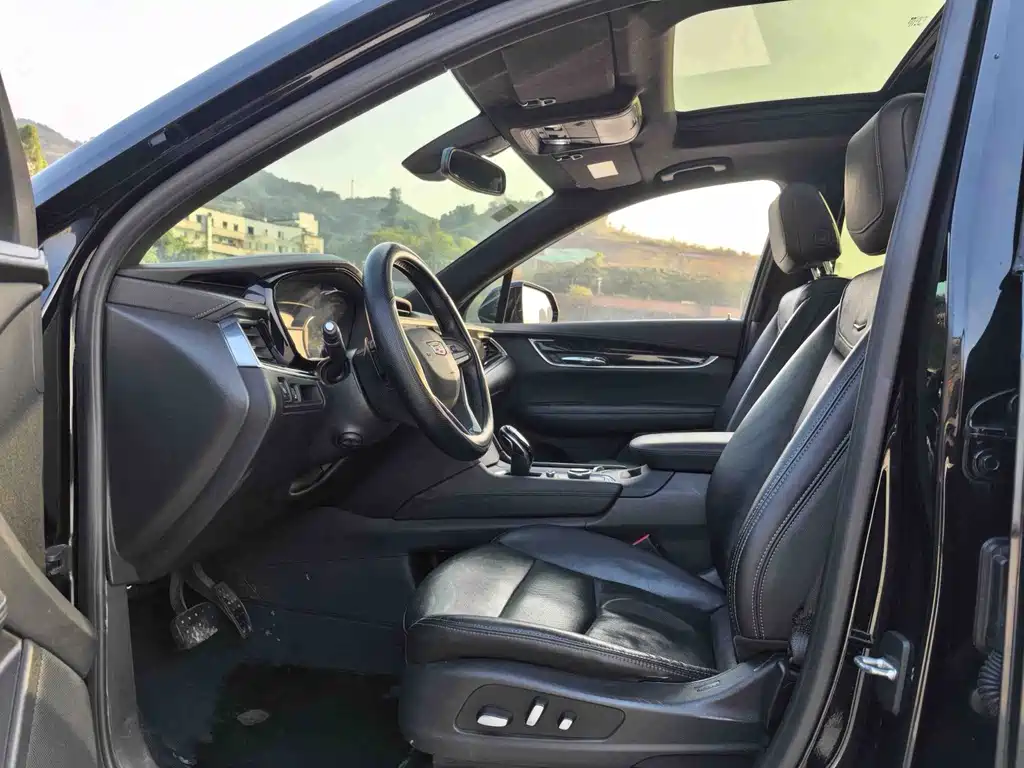 Cadillac XT6 28 T 6-seat 4 WD Luxury