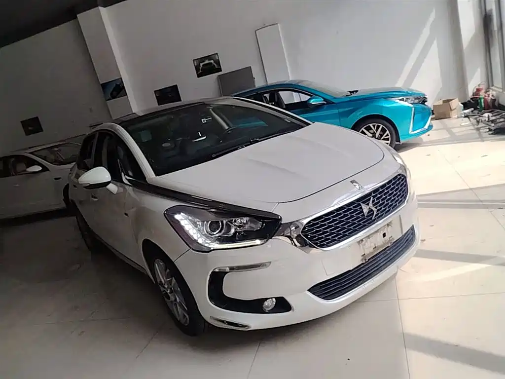 DS 5 1.6 T Graceful THP160