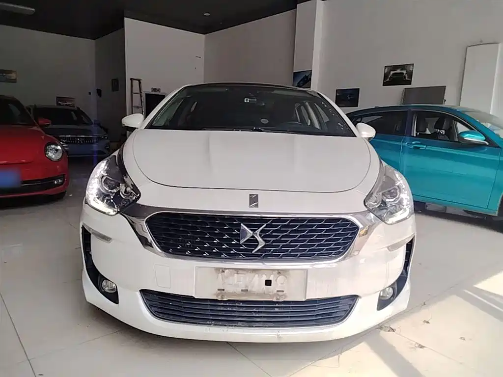 DS 5 1.6 T Graceful THP160
