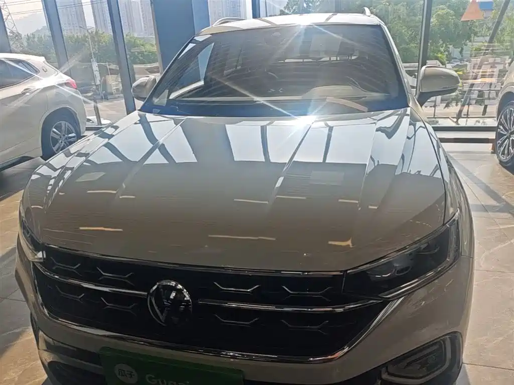 Tayron 330 TSI 2 WD Luxury Plus Advanced