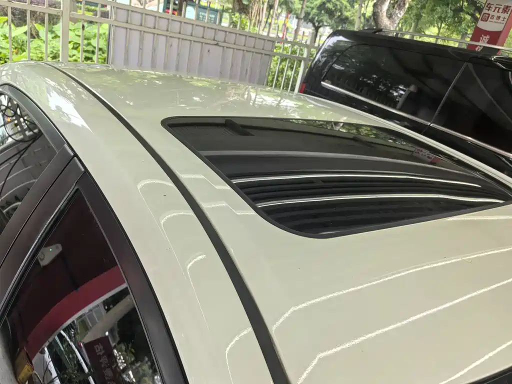 Levin Facelift 185 T CVT Elite CN-V