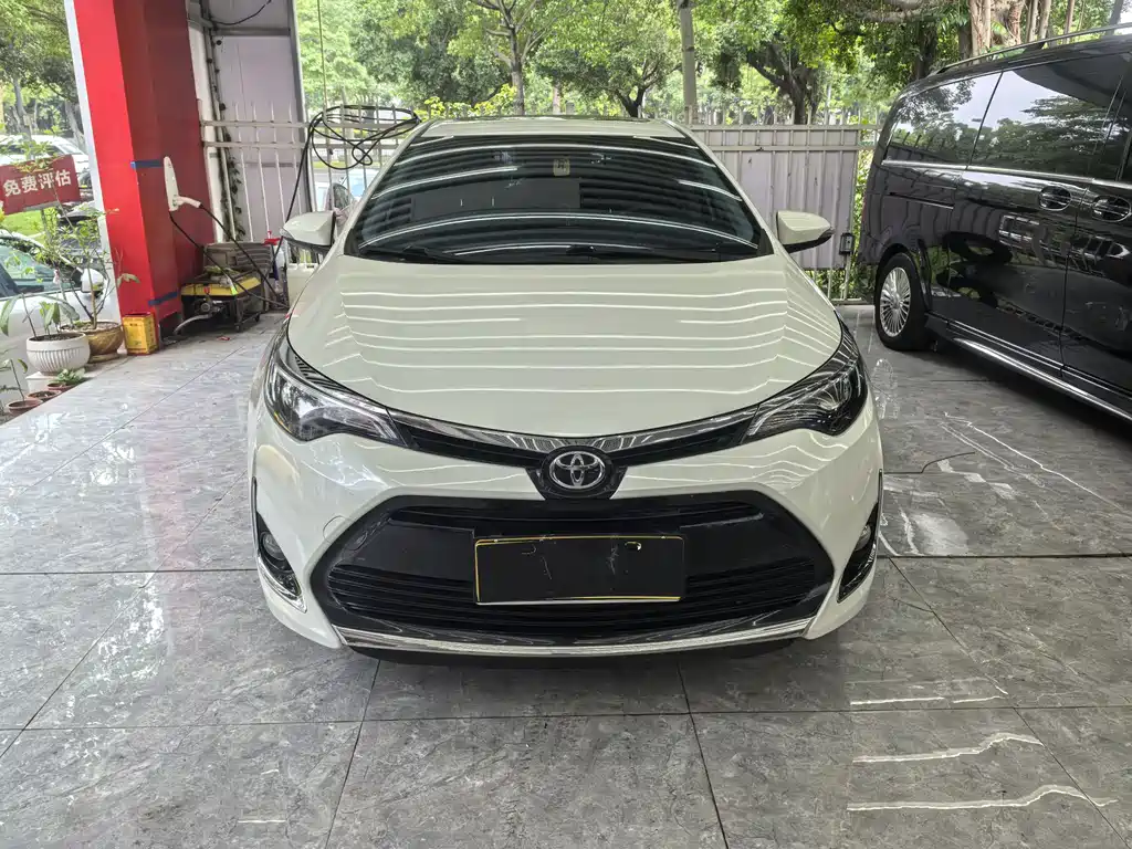 Levin Facelift 185 T CVT Elite CN-V