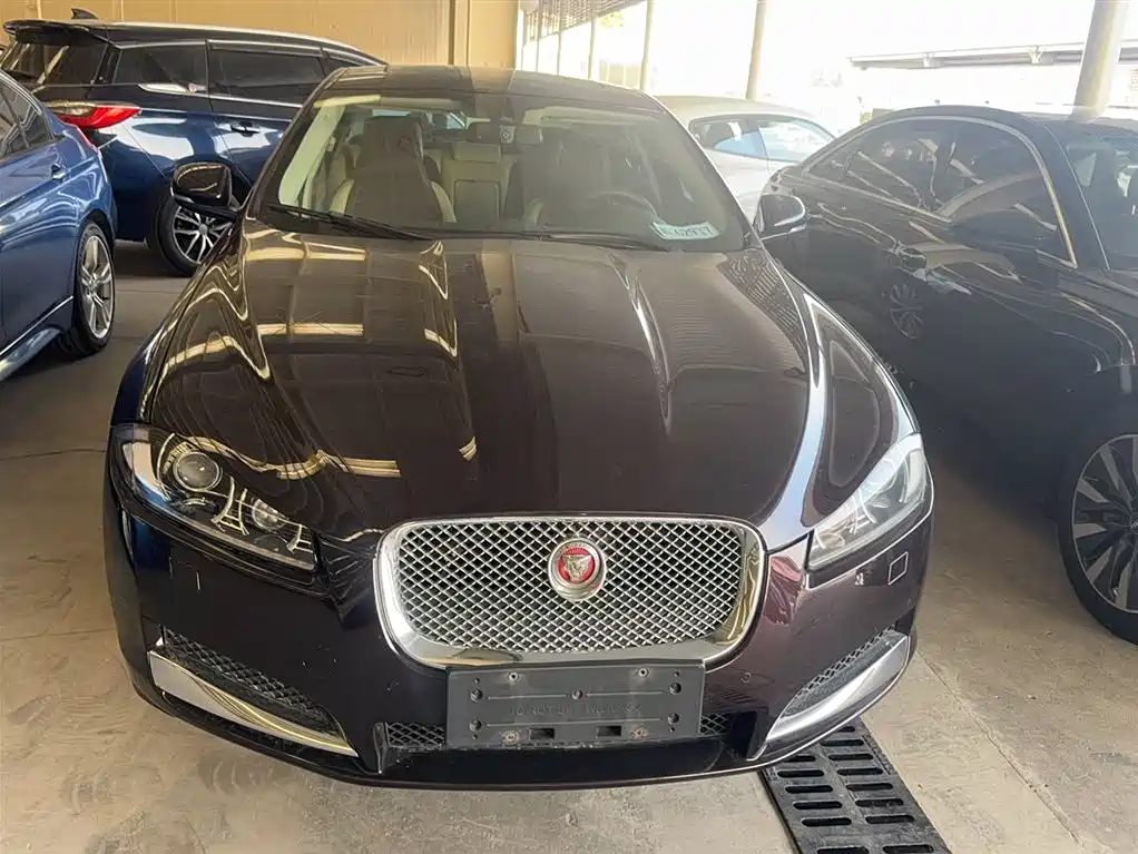 Jaguar XF XF 2.0 T 80 Anniversary Collector Luxury