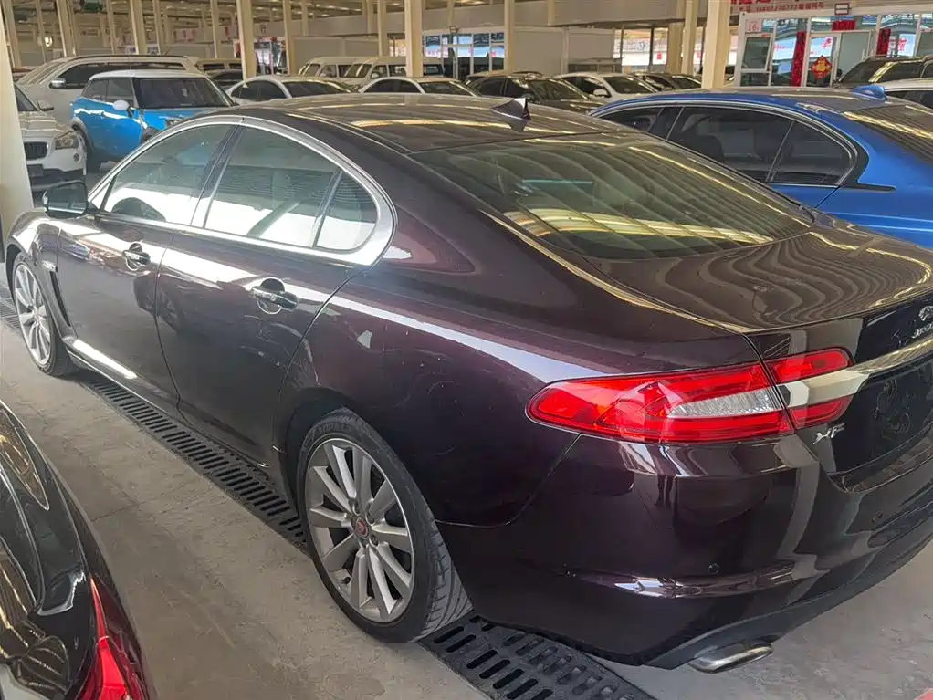 Jaguar XF XF 2.0 T 80 Anniversary Collector Luxury