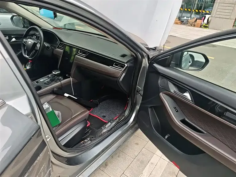 JAC Jiayue A5 1.5 T CVT Transcend