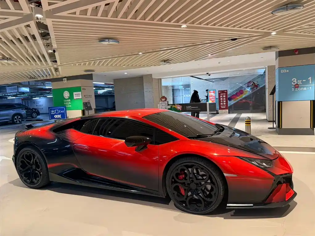 Huracán Huracán RWD Coupe
