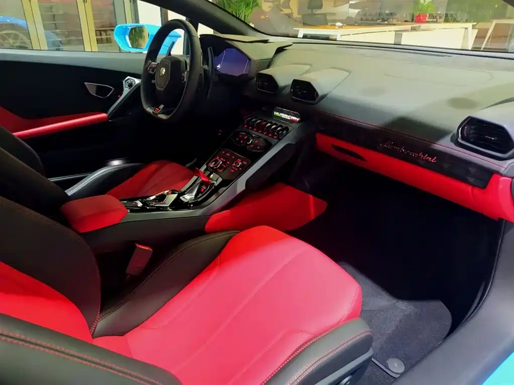 Huracán Huracán RWD Coupe