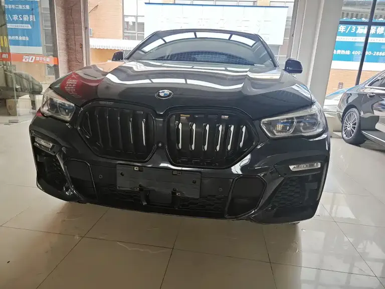BMW X6 xDrive40 i Premium M Sport Package