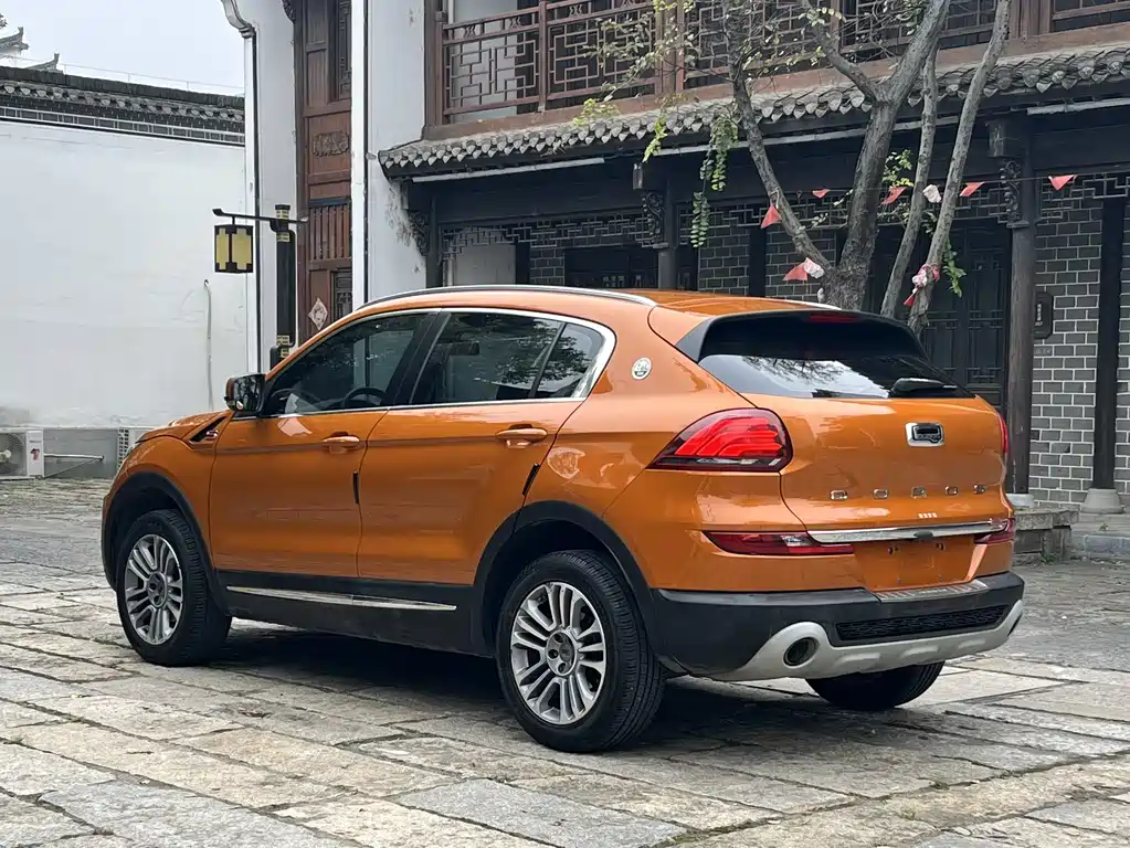 Qoros 5 1.6 T Auto Distinguished