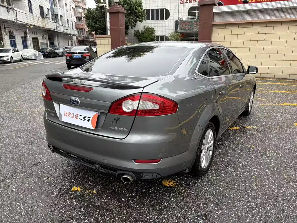 Mondeo 2.3 L Fashion