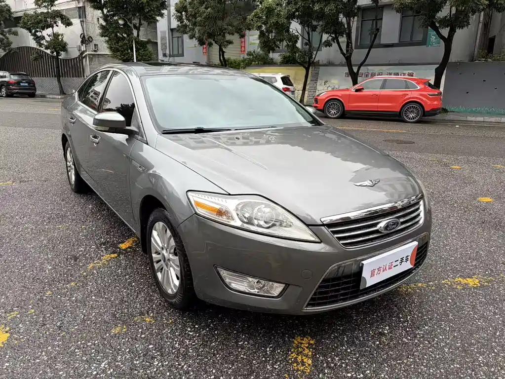 Mondeo 2.3 L Fashion