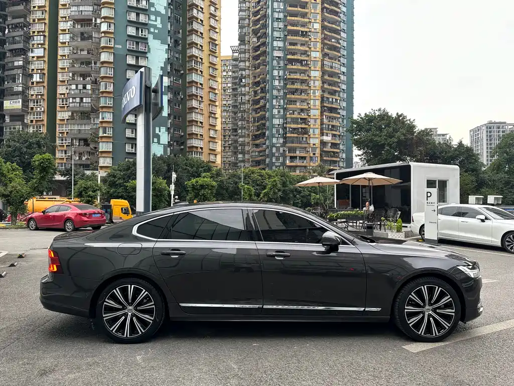 Volvo S90 B5 Smart Vision Luxury