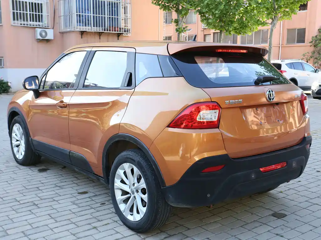Brilliance V3 1.5 L Manual Comfort