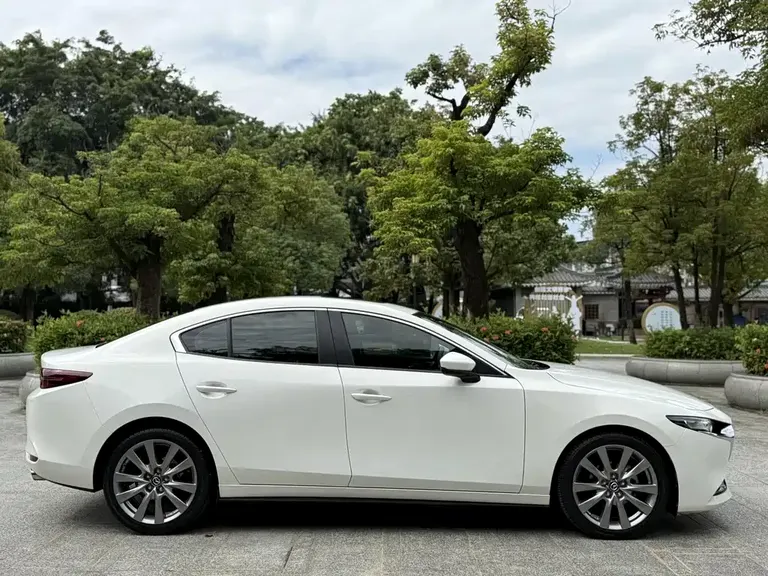 Mazda 3 Axela 2.0 L Auto Quality Elegant