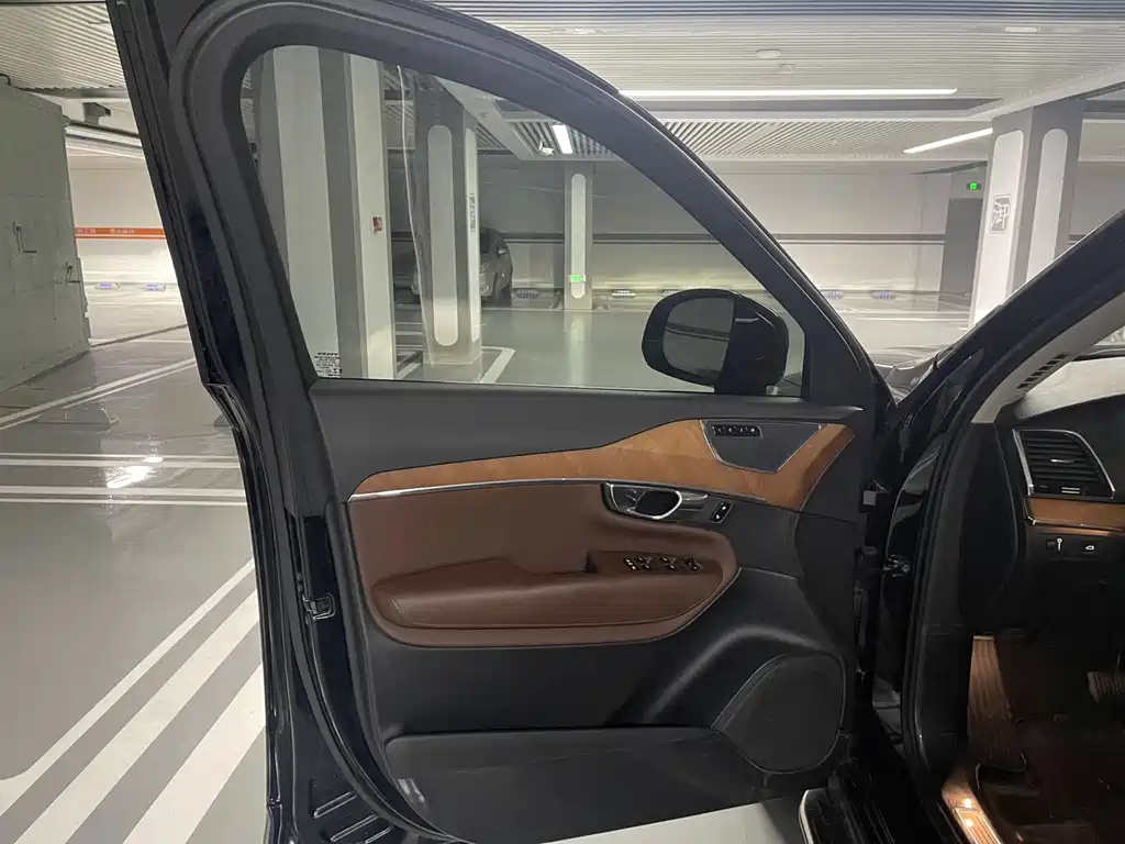 Volvo XC90 Facelift T6 Smart Ease Luxury 7-seat