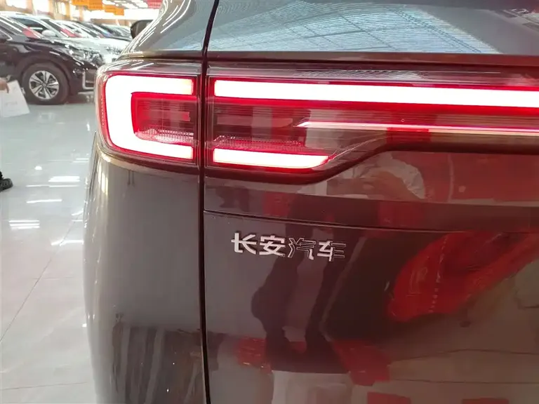 Changan CS55 PLUS 长安CS55 PLUS 2026款 第四代 新蓝鲸 1.5 T 精英型